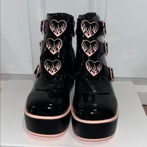 LUCKY STEP platform wedge flaming heart buckled ankle booties